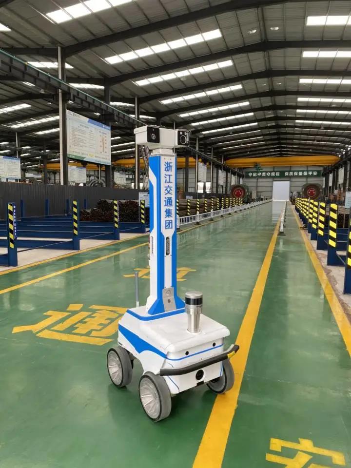 智能機(jī)器人小安